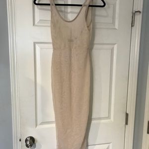 Fashion Nova. See they dress. NO Under garments